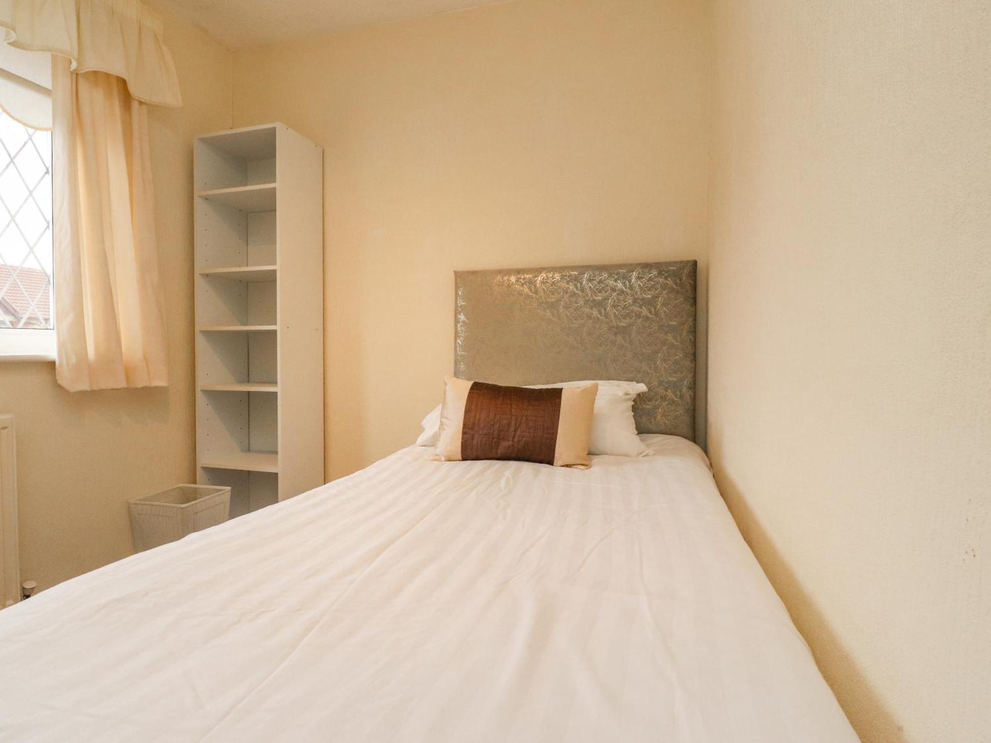 23 Wolsey Close Thornton  Buitenkant foto